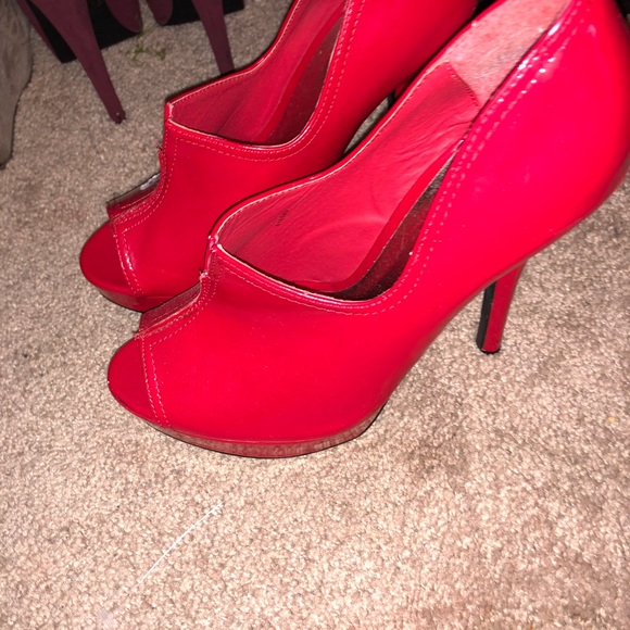 Heels - Picture 3 of 8